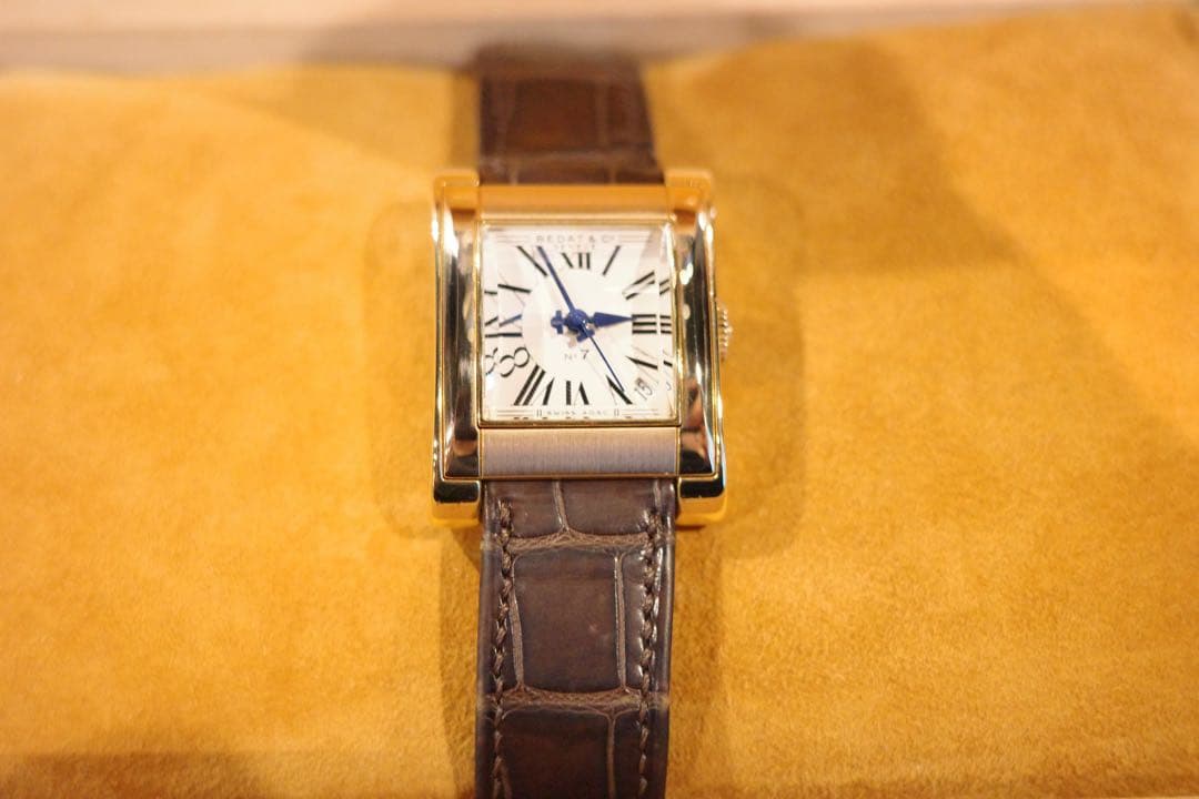 ベダ＆カンパニー727 ゴールド　中古美品