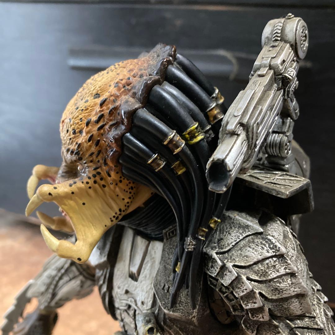 プレデターフィギュア　　スカー・プレデター