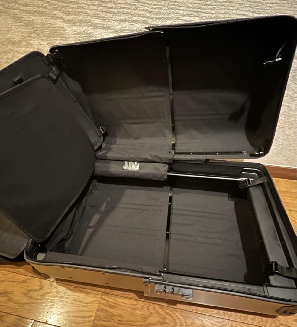 新品未使用　VELO ヴェーロ　伸縮型　スーツケース　三段階サイズ可変式