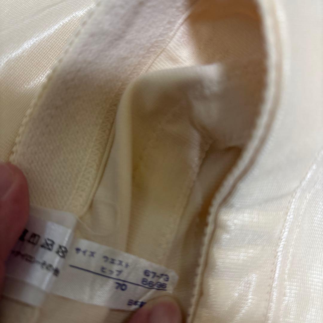 フォーシスアンドカンパニー　ブライダルインナー