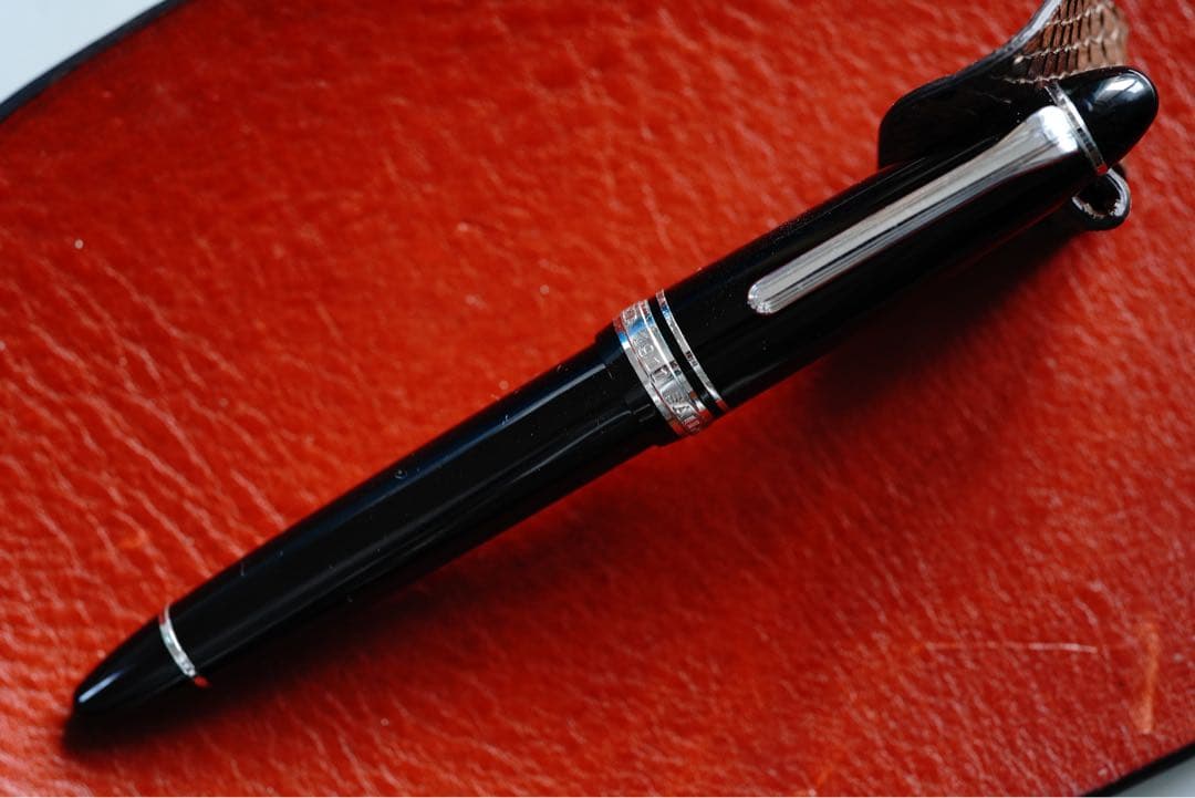 セーラー　細美研ぎ　プロフィット　万年筆