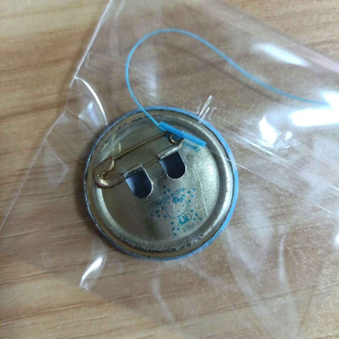 サンリオ ショップノベルティ缶バッジ25個 ハローキティ