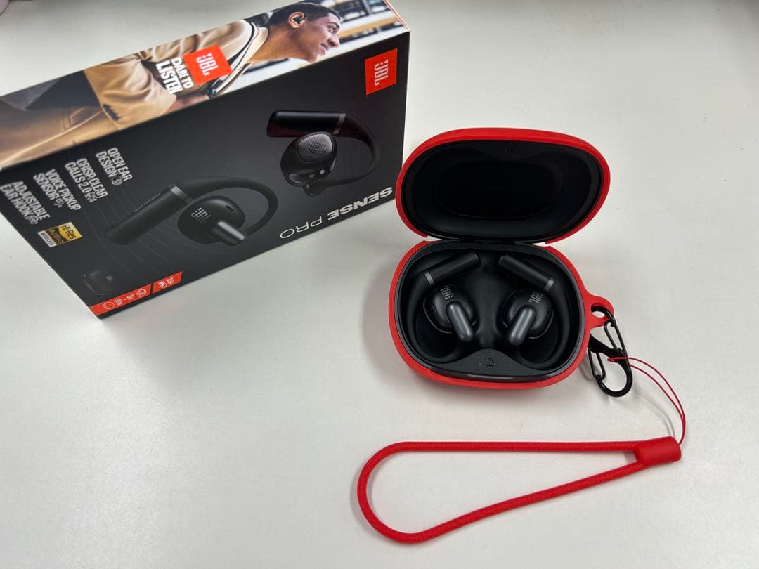 JBL SENSEPRO ワイヤレスイヤホン ブラック　ケース付