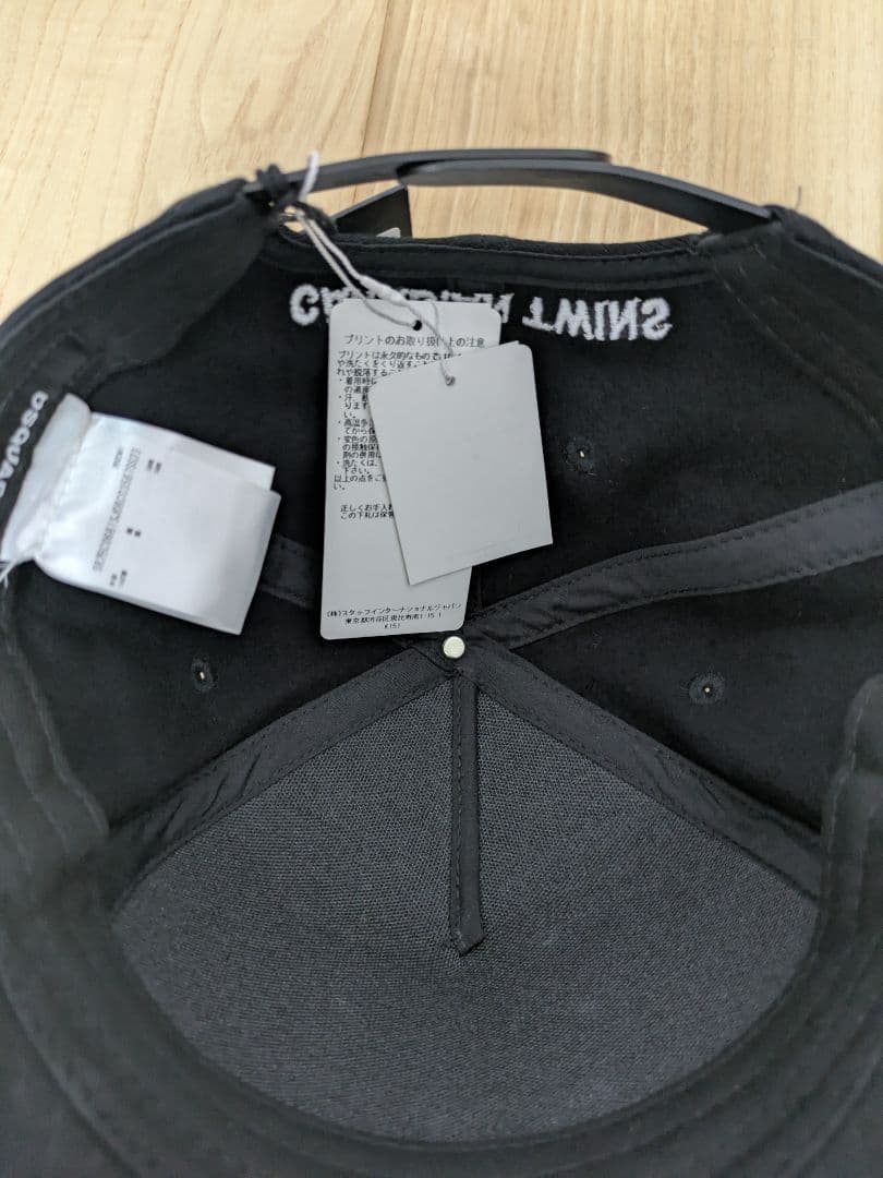 新品　正規品　ディースクエアード DSQUARED2 キャップ BCM0661