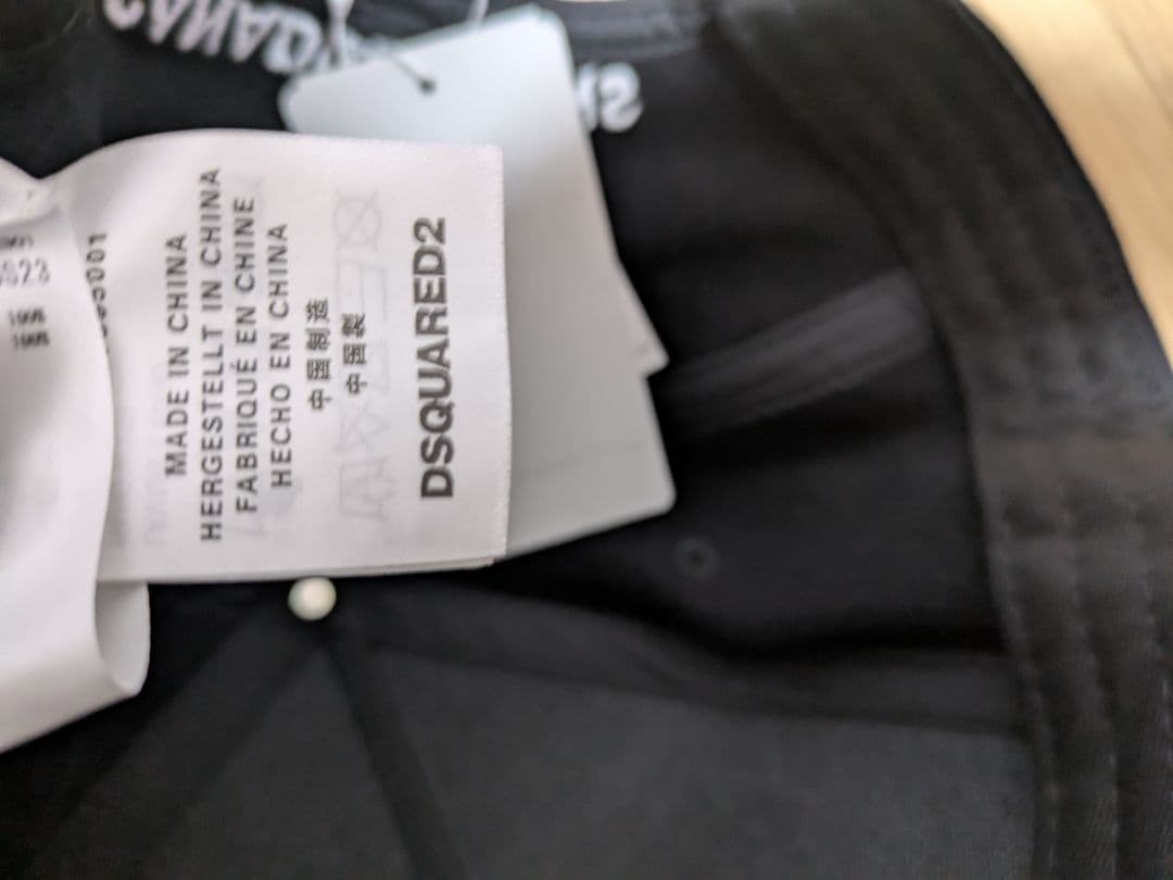新品　正規品　ディースクエアード DSQUARED2 キャップ BCM0661