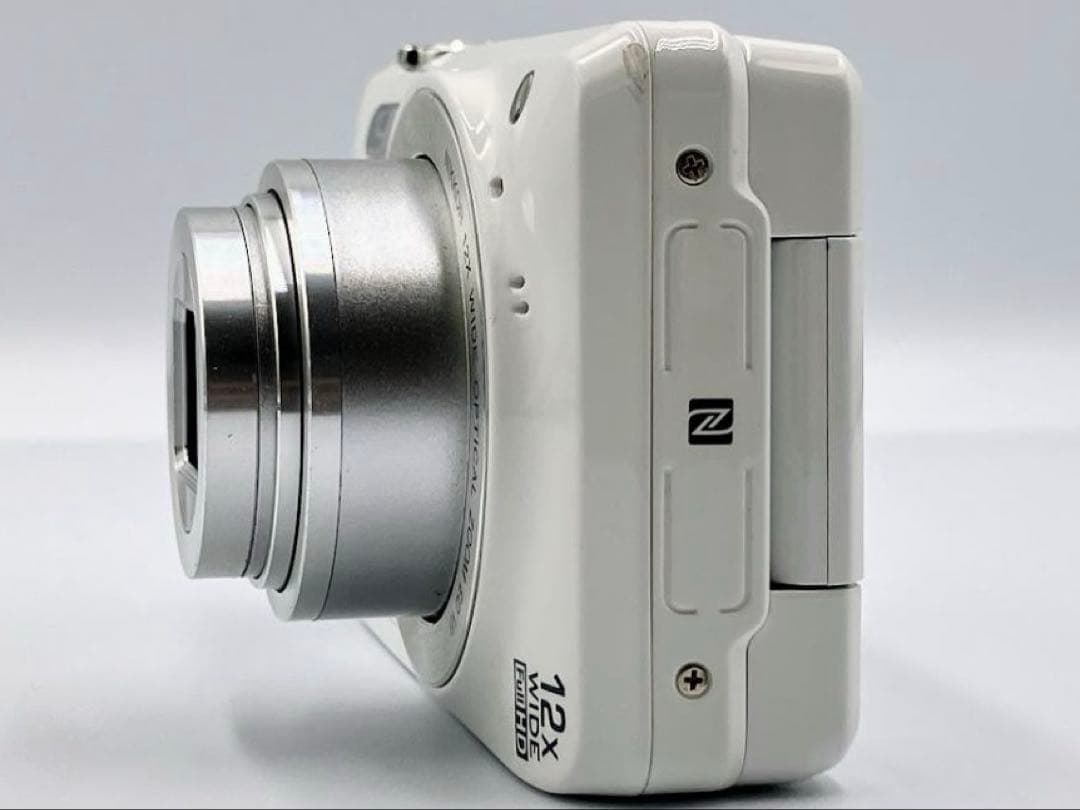 Nikon COOLPIX S6900ホワイト 自撮り対応 箱・付属品あり