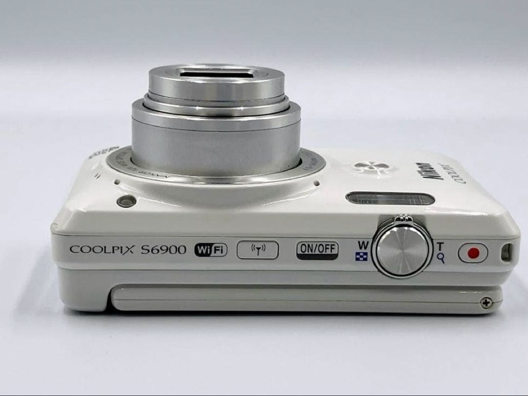 Nikon COOLPIX S6900ホワイト 自撮り対応 箱・付属品あり
