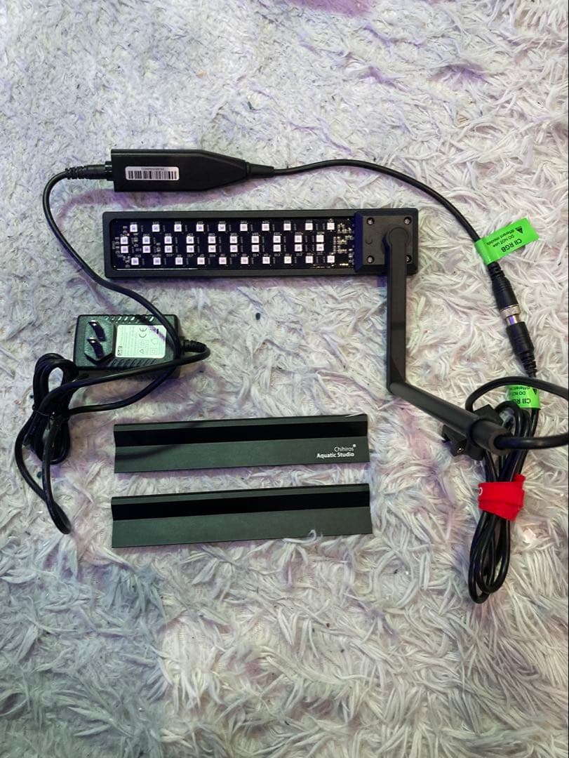 Chihiros C II デスクトップ水槽照明システム