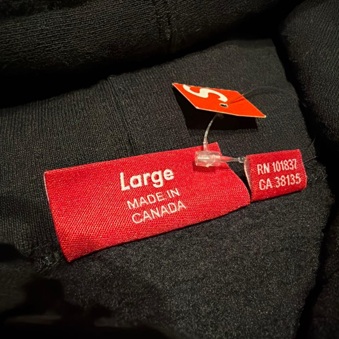 supreme スモールボックスロゴパーカー　1回着用タグ付き　Ｌ　ブラック