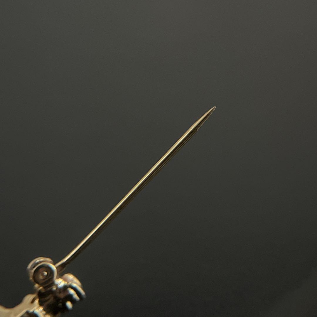 クリスチャンディオール　ピンブローチ　ラインストーン　CDロゴ　ゴールド　刻印