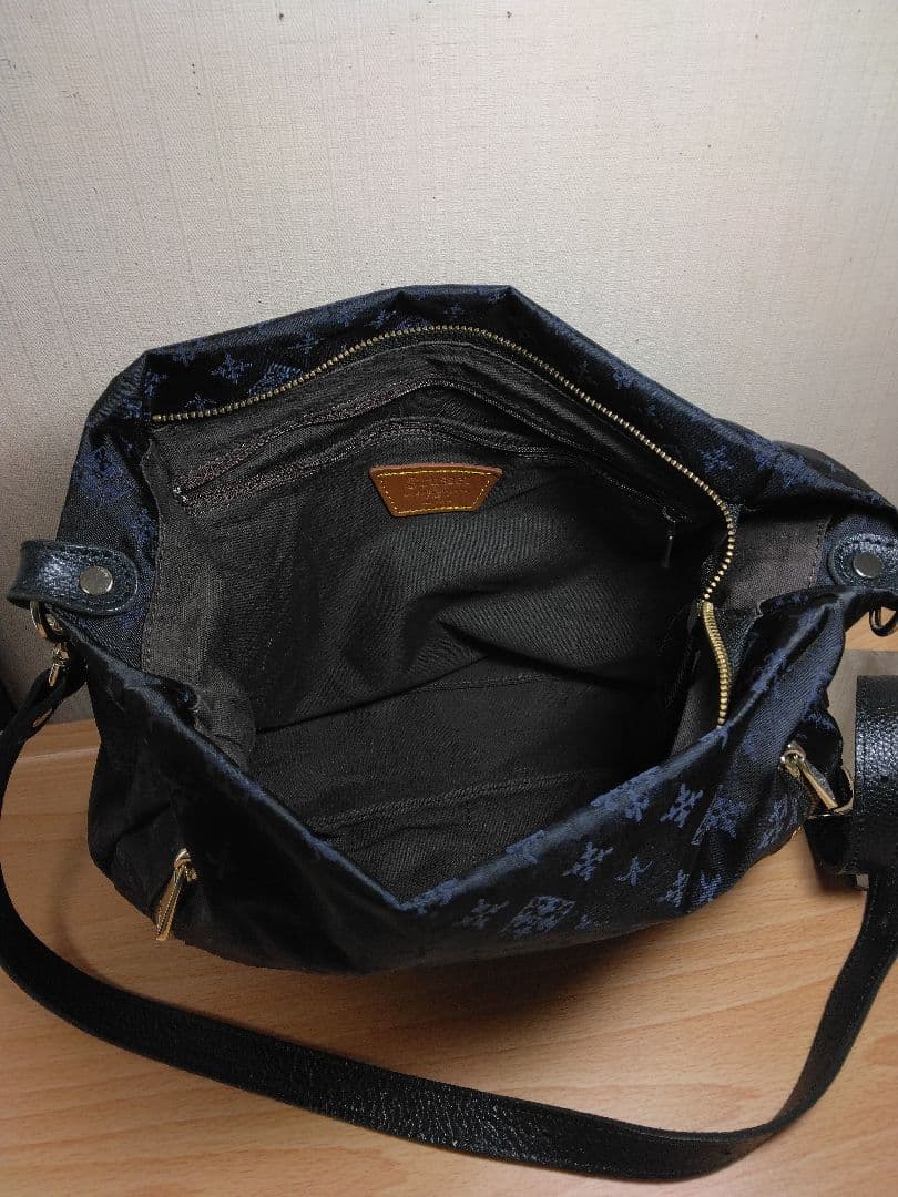 美品　russet　ネイビー　ナイロン ショルダーバッグ ゴールド金具
