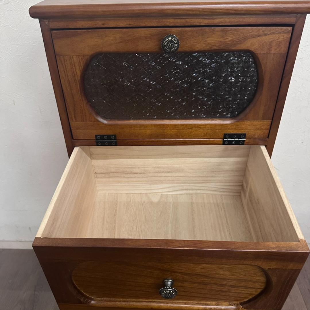 はな　訳あり　アンティーク調　擦りガラス　チェスト　 キャビネット