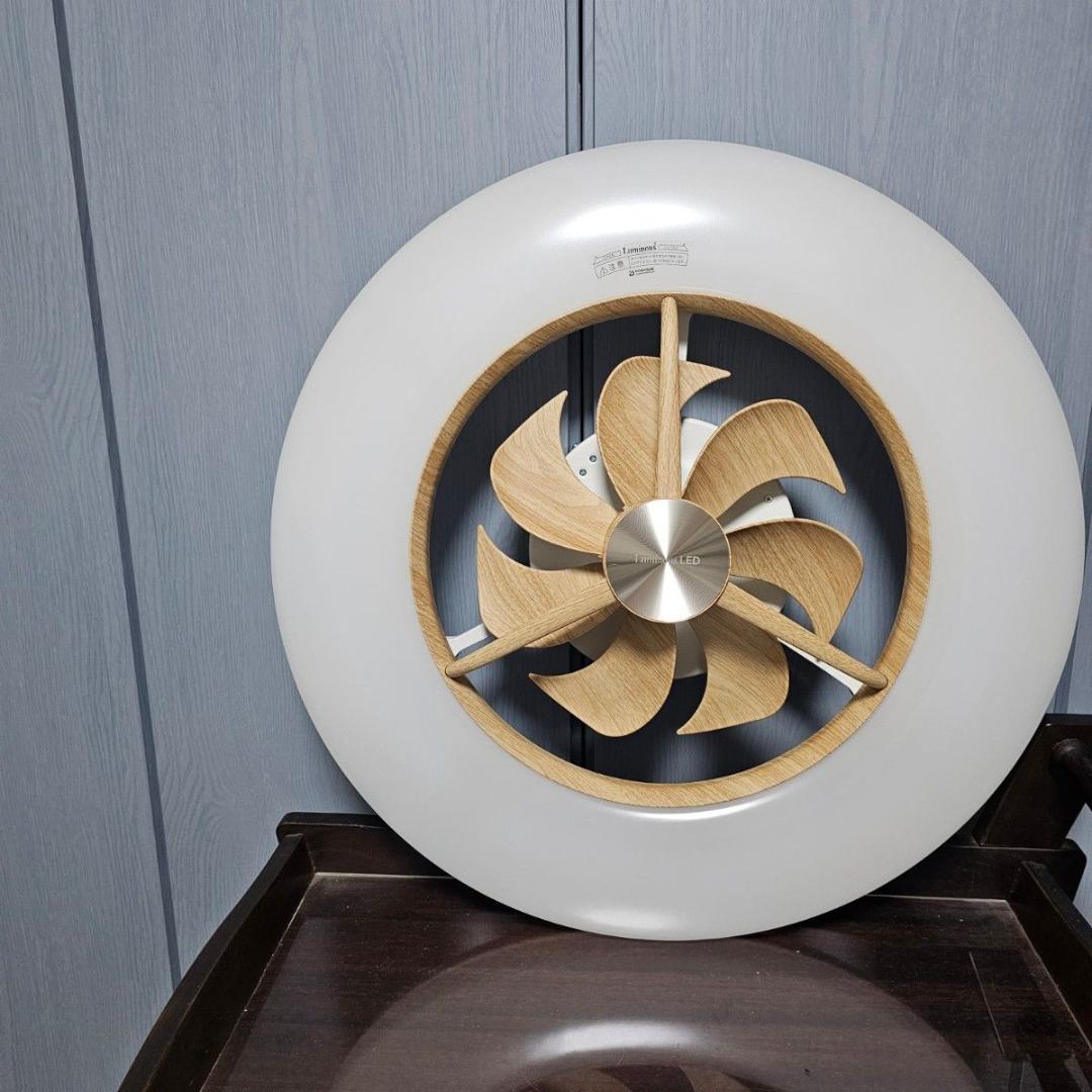 美品　ドウシシャ サーキュレーター 木目調 12畳用 DCC-12CMLW