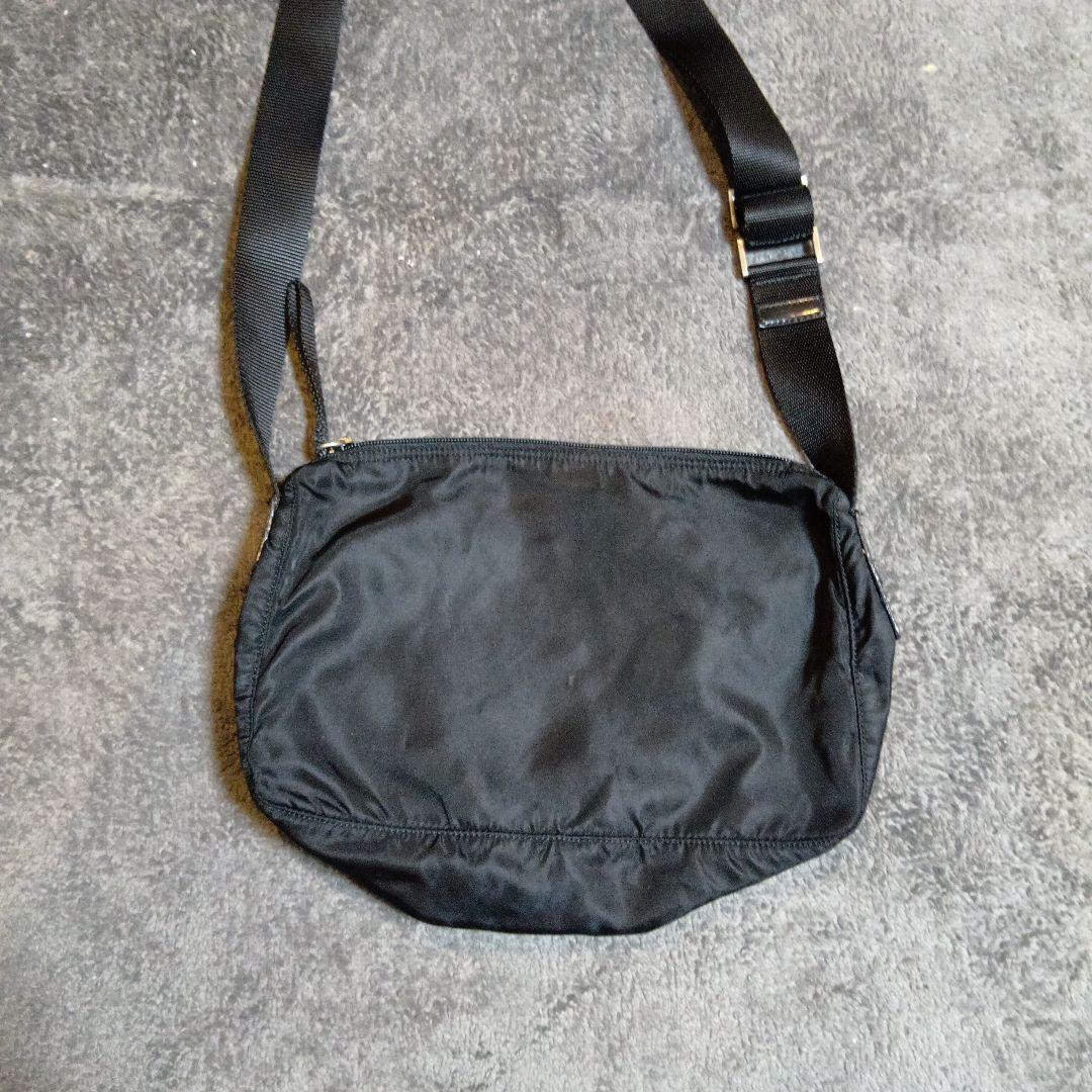 PRADA　プラダ　ブラック　ナイロン　ショルダーバッグ