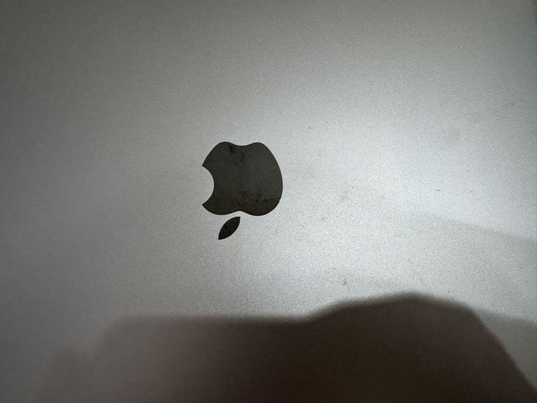 MacBook本体 Apple MacBook Air M2 256GB