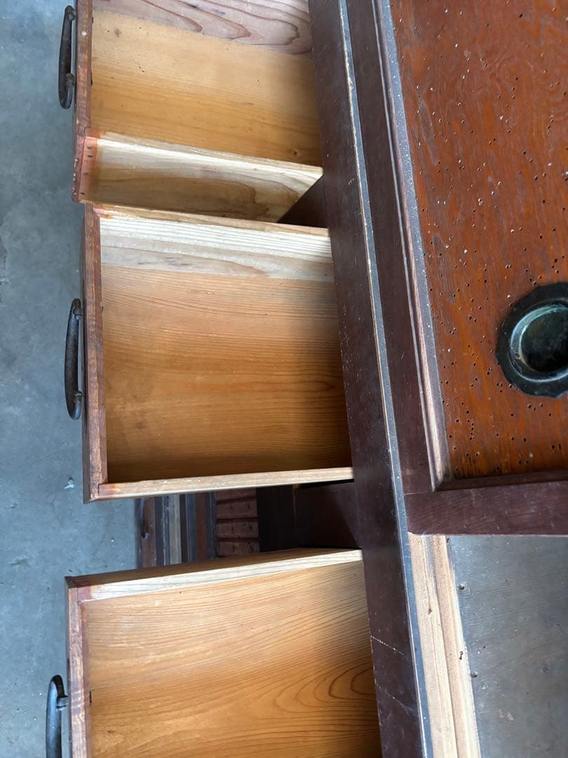 岐阜県揖斐郡池田町まで　水屋箪笥　176×174㎝　アンティーク　時代箪笥