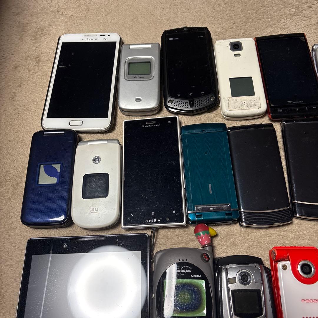 ガラケー ケータイ 携帯 タブレットまとめ売り 合計40台