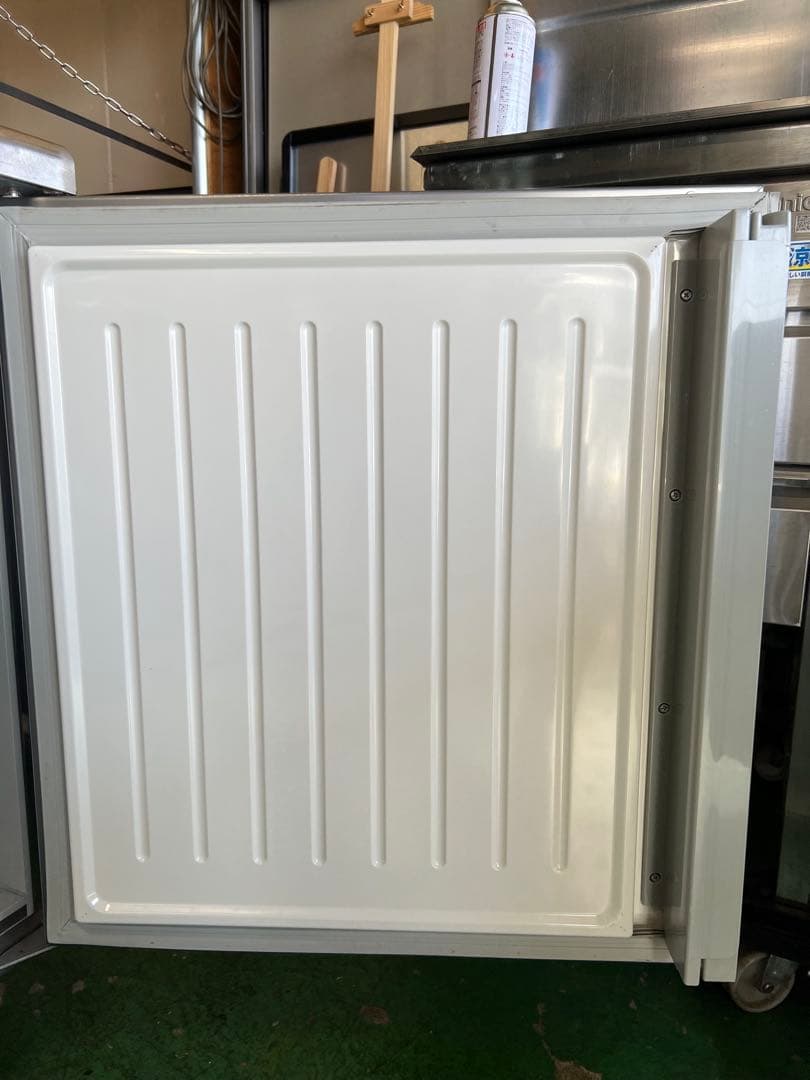 2018年 Panasonicテーブル形冷蔵庫 1500x600x800