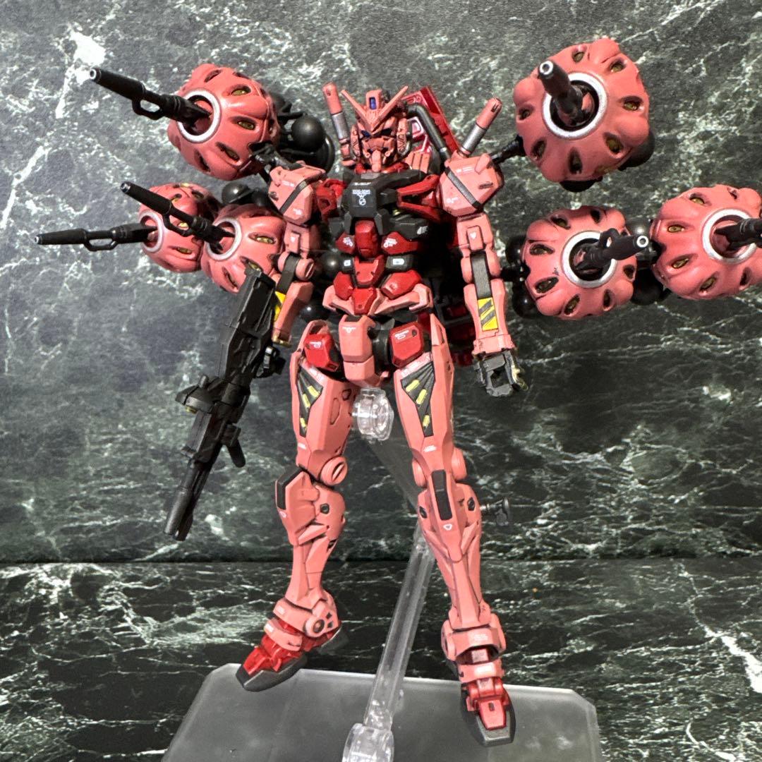 ジークアクス　HG 赤いガンダム　ビット6個装備　塗装完成品　ガンプラ