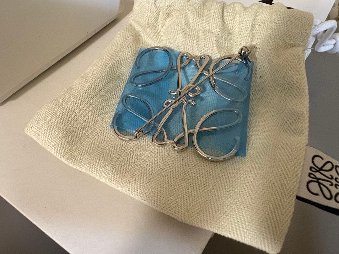 LOEWE / ブローチ