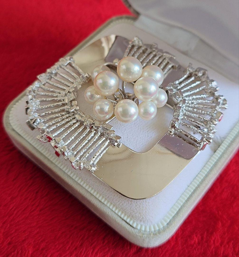 ブローチ シルバー製 アコヤ本真珠 銀細工アートフォルム C81＆857 676