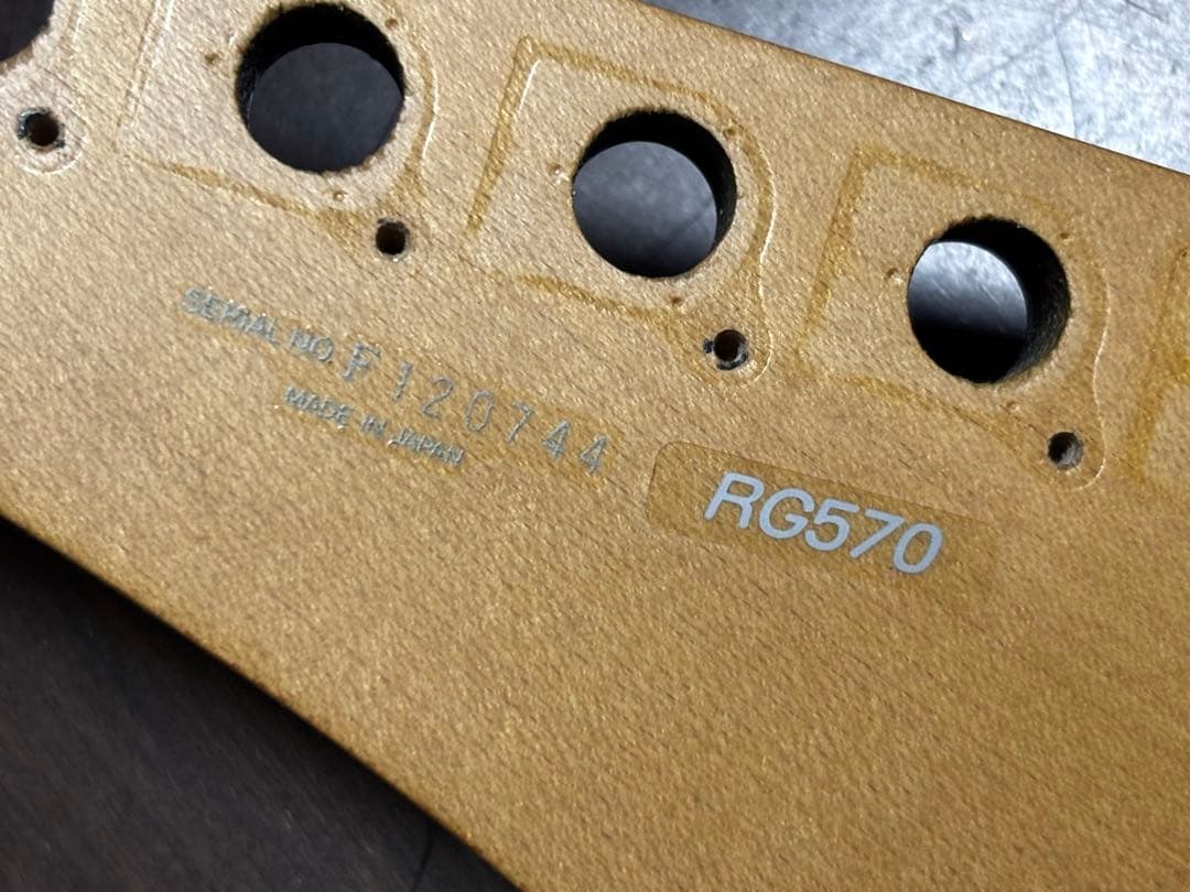 Ibanez rg570 1987年製　抜け殻