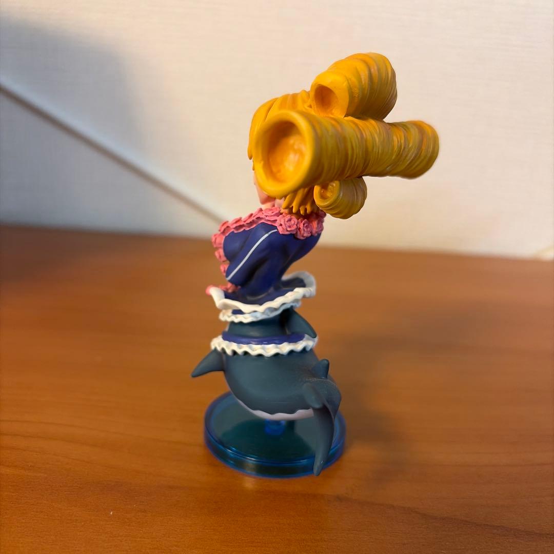 ワンピース　シャーロット・プラリネ タイヨウの海賊団　フィギュア