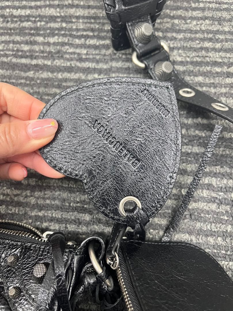 バレンシアガ　ルカゴール　バッグ