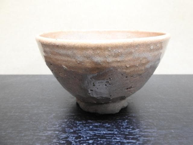 三葉葵紋入茶碗　萩焼　合わせ箱　MA264