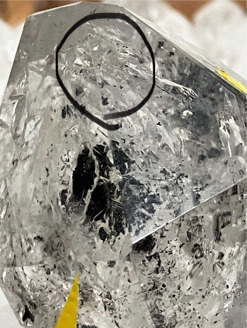 希少　流砂　気泡入り　エレスチャルクォーツオブジェ　43.3mm×29.3mm