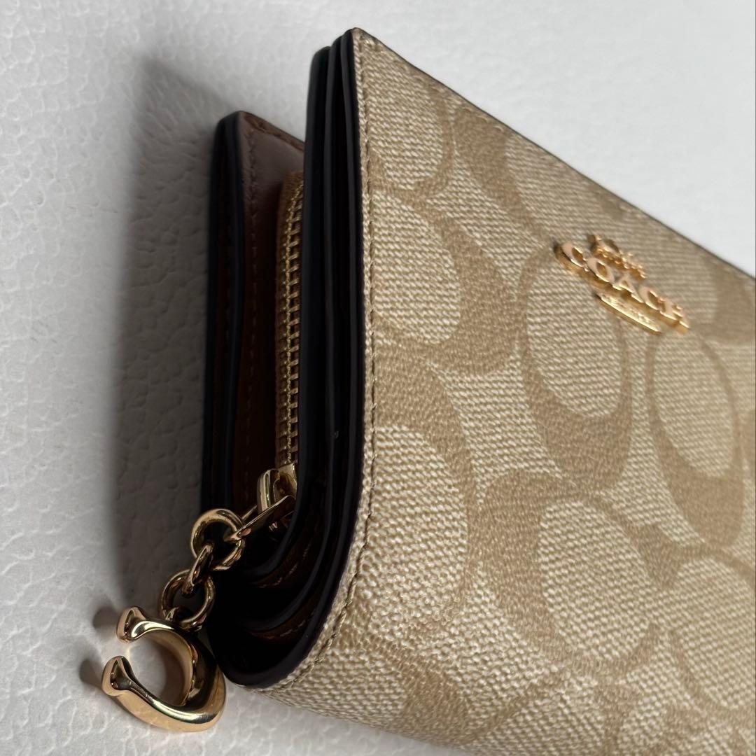 綺麗♡COACH コーチ シグネチャー二つ折財布