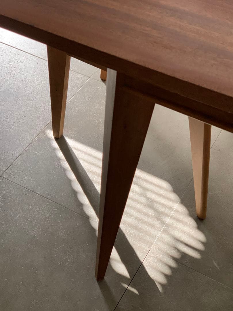 【エレファント様】テーブル