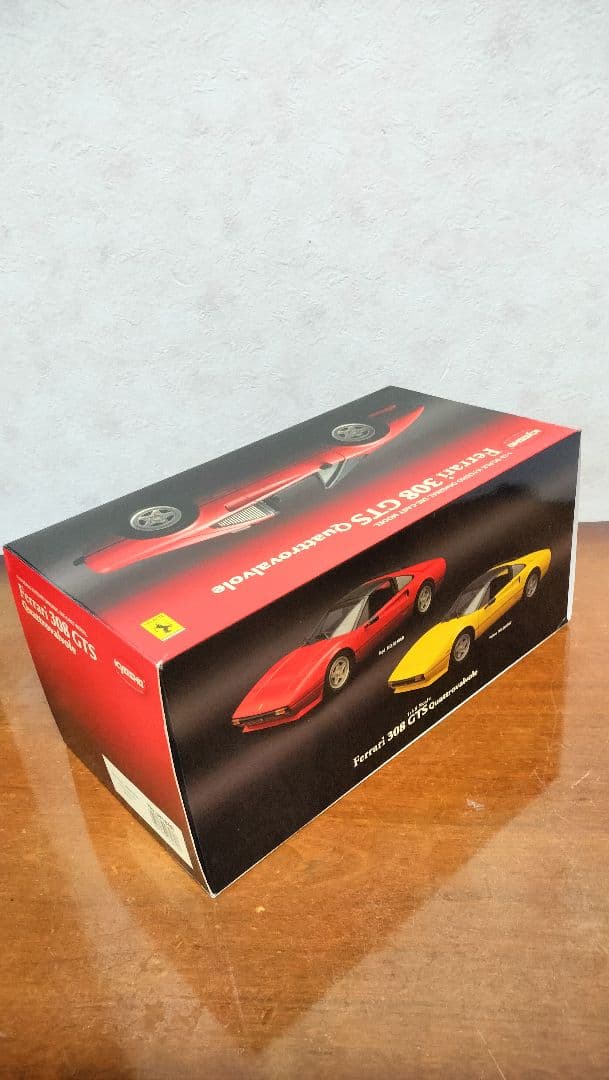 京商1/18フェラーリ308GTSクアトロバルボーレ【RED】