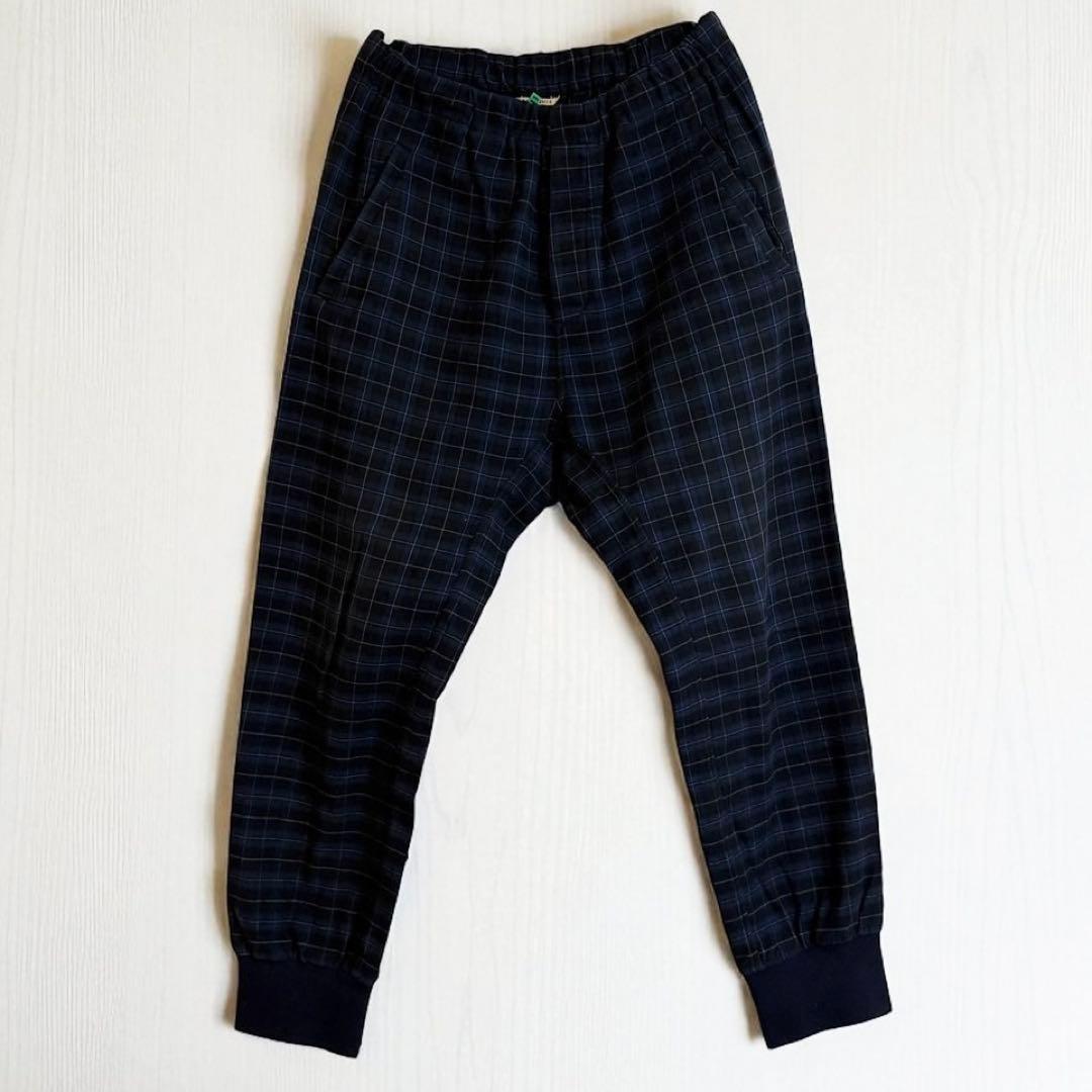 アーツアンドサイエンス　ネイビーチェック　イージーパンツ　カシミヤ混