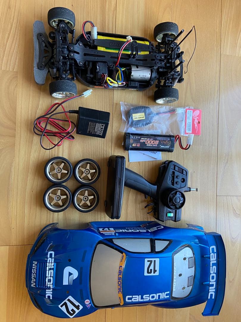 タミヤ ラジコンカー　スカイライン GT-R セット