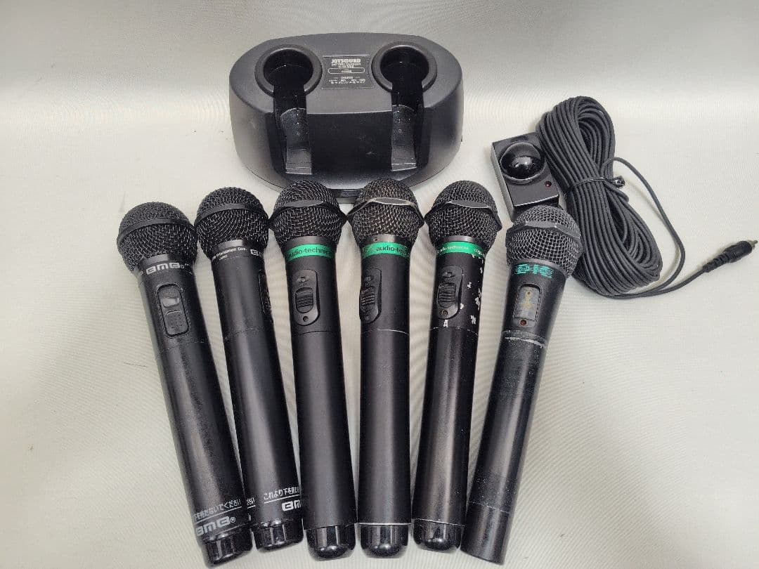 B040【ジャンク】カラオケ ワイヤレスマイク 6本セット レシーバー・充電器付