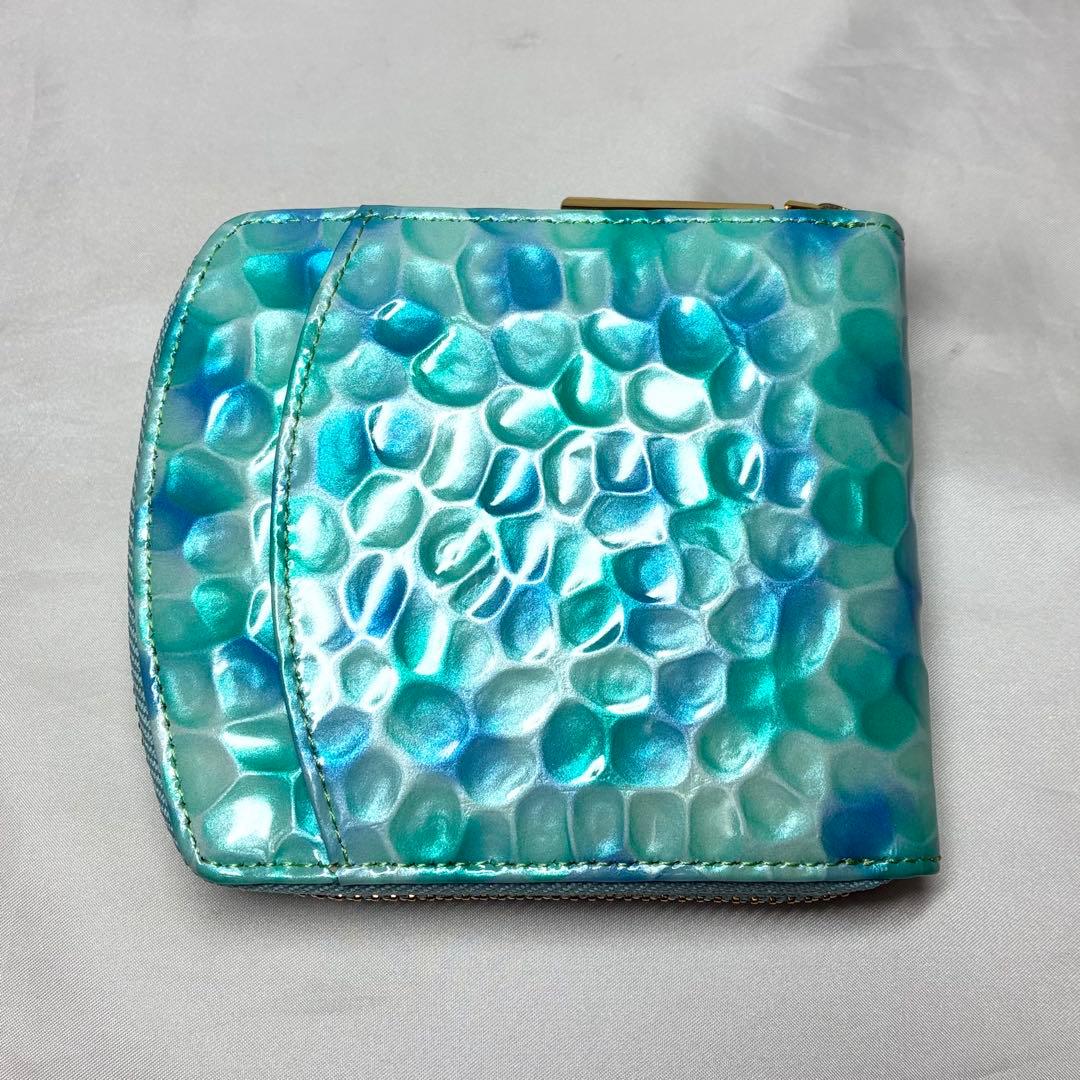 【極美品】　ハースケジュール　二つ折り財布　ビューティフルアイランド　人気