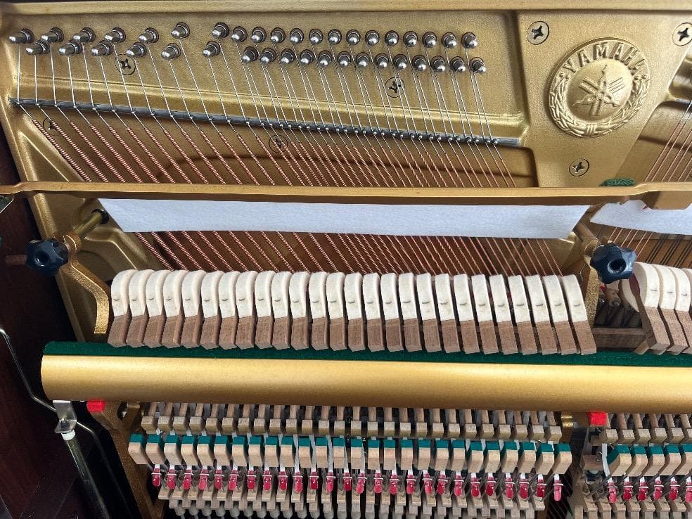 ★74730【アップライトピアノ】YAMAHA 　WX106W