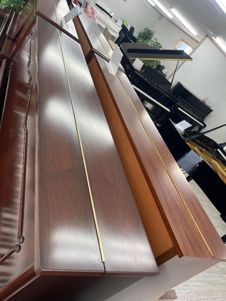 ★74730【アップライトピアノ】YAMAHA 　WX106W