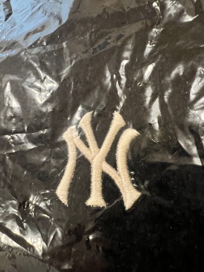 【韓国限定MLB korea】猫耳　モコモコニット帽　ブラック　カリナ着用