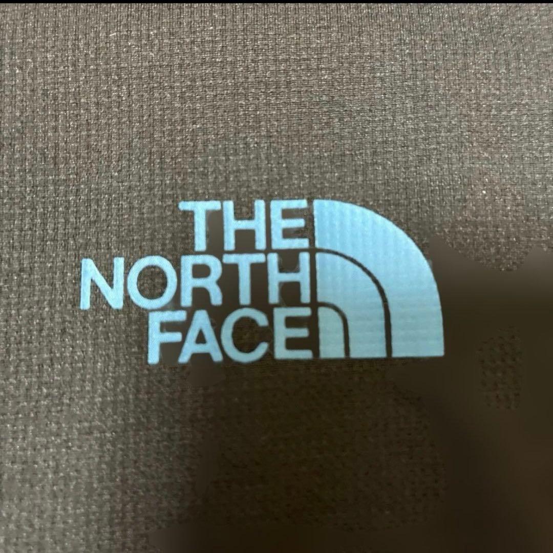 新品タグ付きレアな限定品ノースフェイスTシャツXLブラック早いもの勝ち‼️