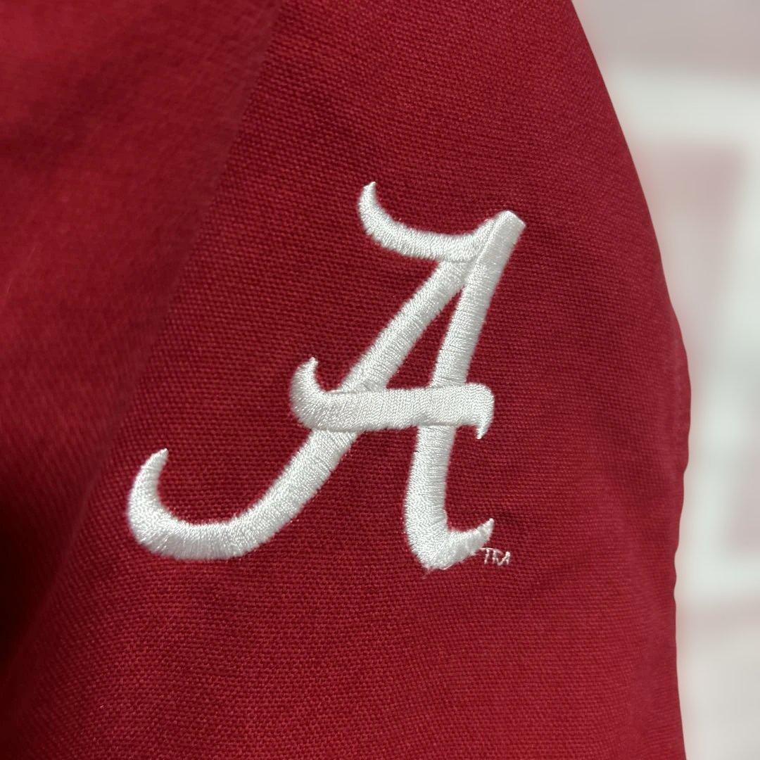 レア美品　Carhartt ダックベスト カーディナルレッドXL カレッジロゴ