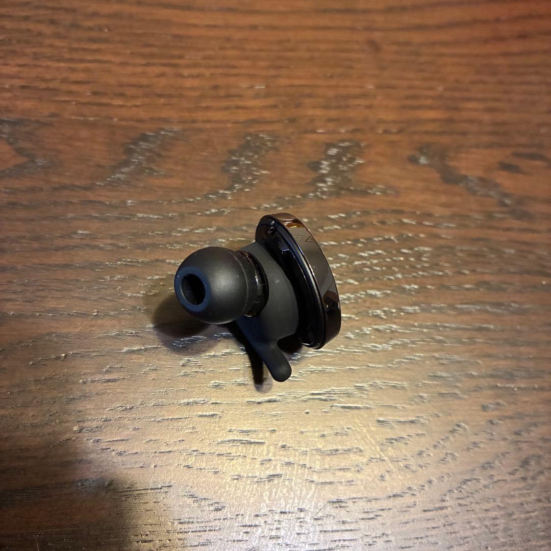 約二週間前に購入。DENON PerL Pro ワイヤレスイヤホン ブラック