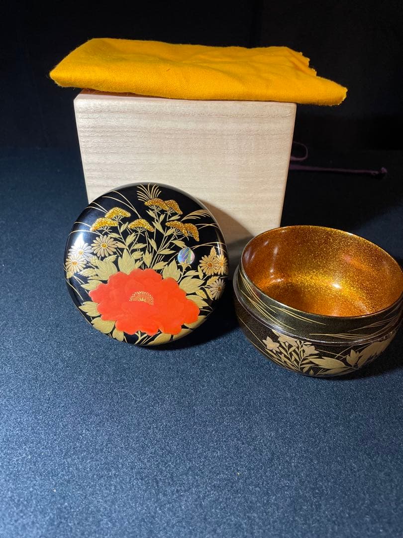 株式会社　サンシャイン新品未使用　最高級本金　能登輪島 螺鈿金蒔絵花草蝶々