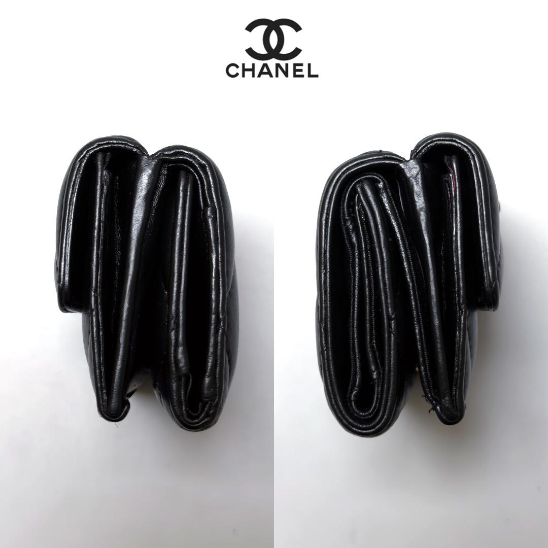 正規品　CHANEL シャネル19　ディズヌフ　Wホック　三つ折り財布
