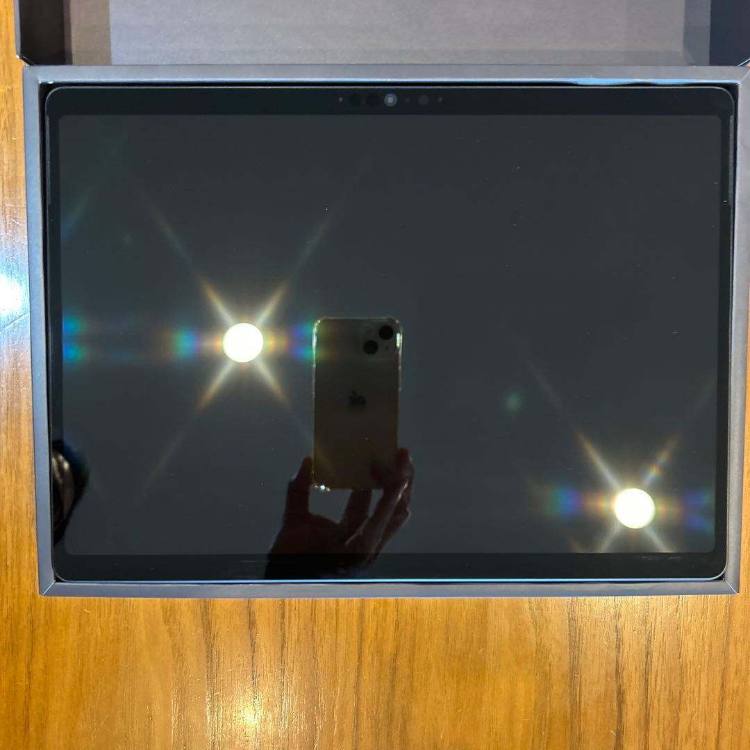 美品 Surface Pro(第11世代)／メモリ16／SSD512