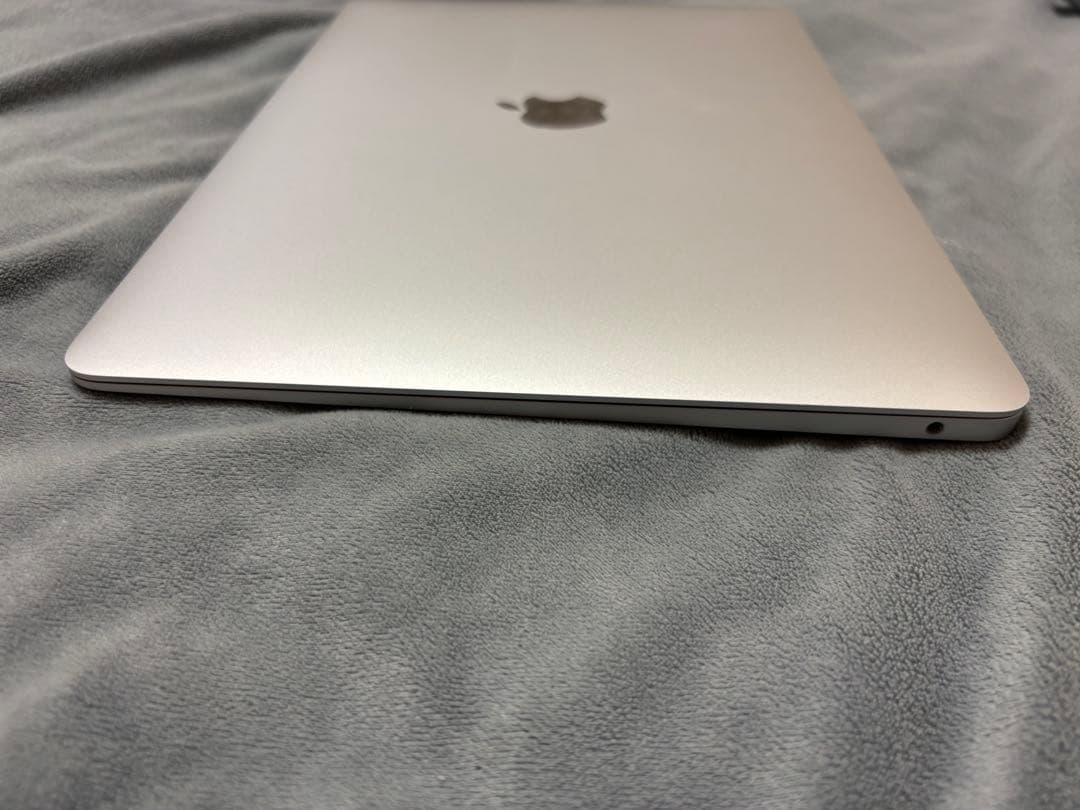 【美品】MacBook Air（M1, 2020） 8GB バッテリー100%