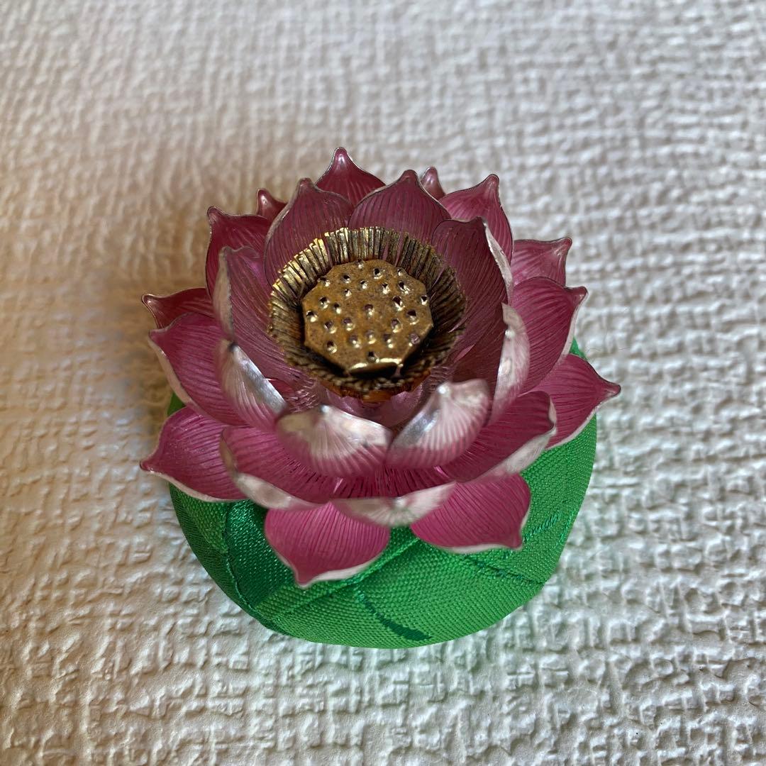 美品✨光則 純銀製仏花　蓮飾り（ピンク）1.7号　仏具　おりん　純金仕立て