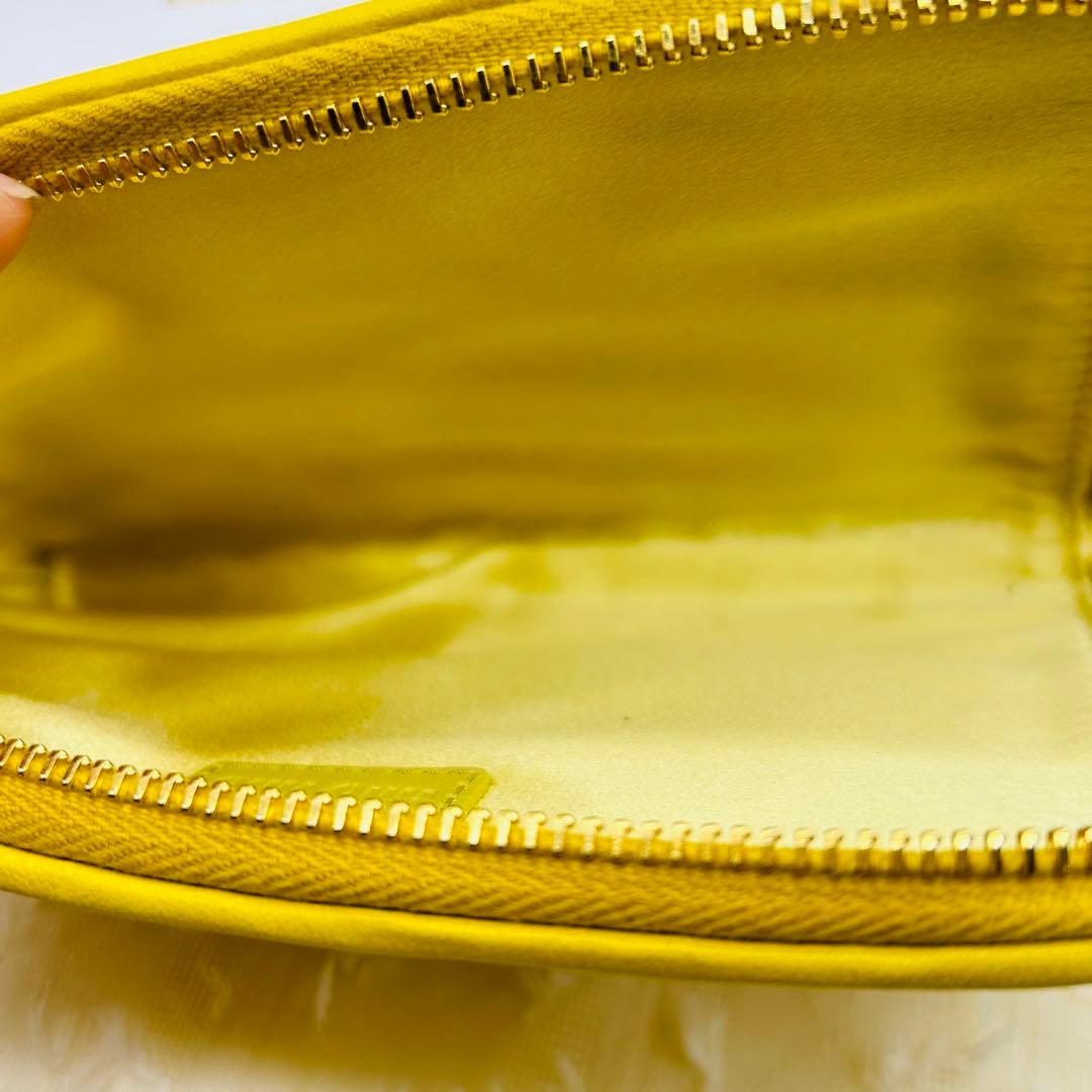 ミュウミュウ[希少カラー]マテラッセL字ラウンドファスナー財布ケース