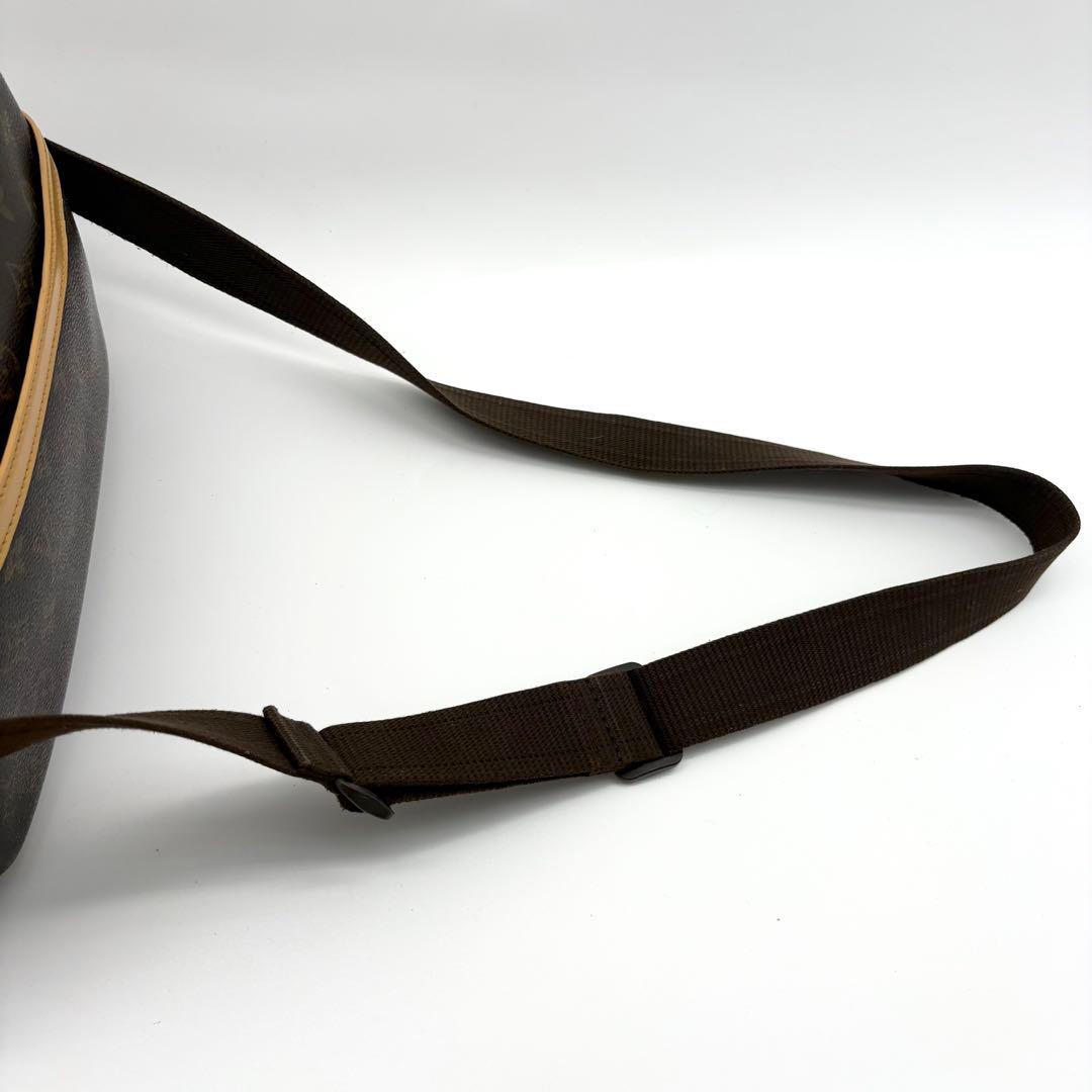 【美品】 VUITTON リポーターPM ショルダーバック　斜め掛け　モノグラム